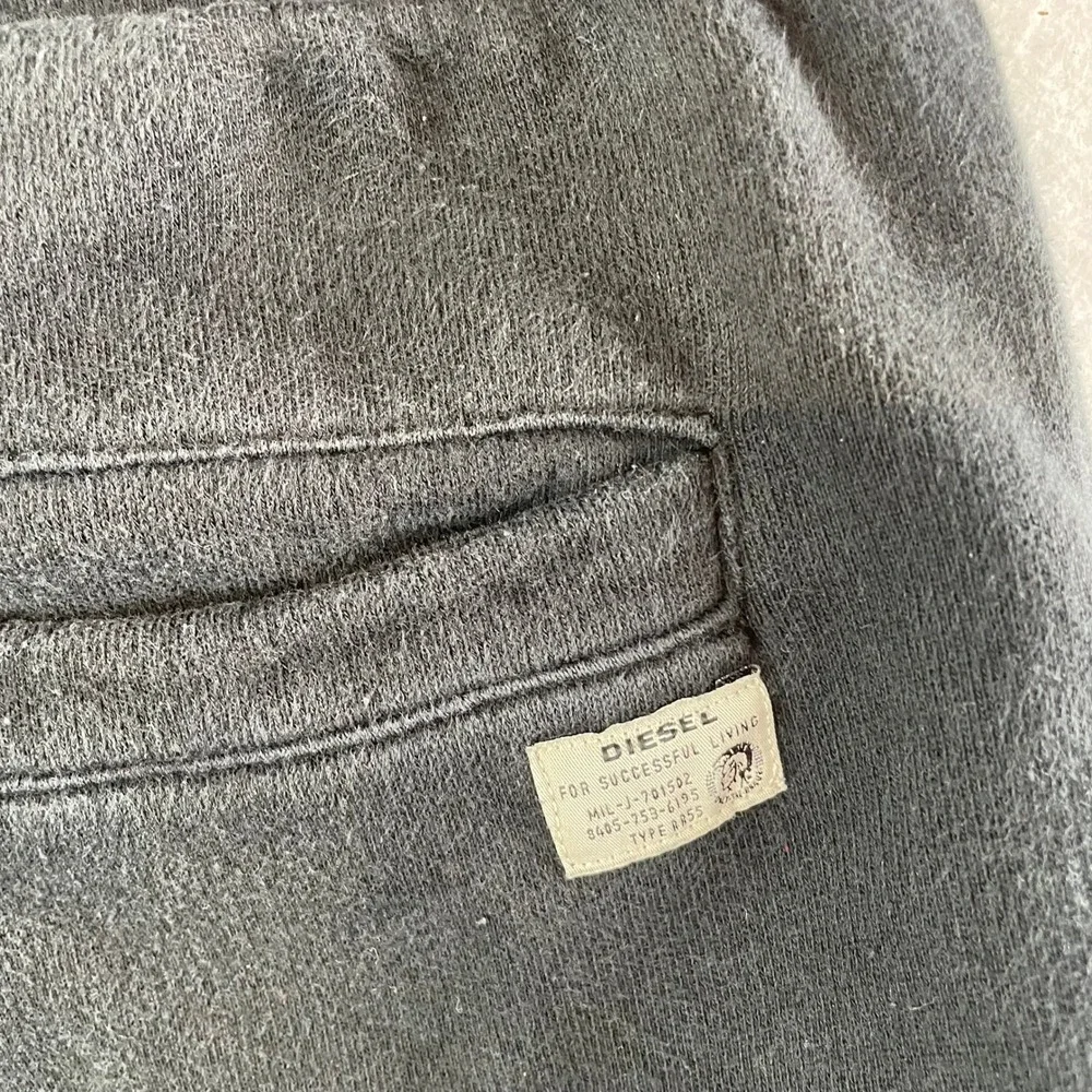 Diesel Loungewear Joggers Mens Large Black Logo Cuffs Drawstring Sweatpants - Picture 4 of 6